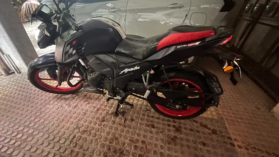 Used 2022 TVS Apache RTR 160 4V in Mumbai | Verified Listing